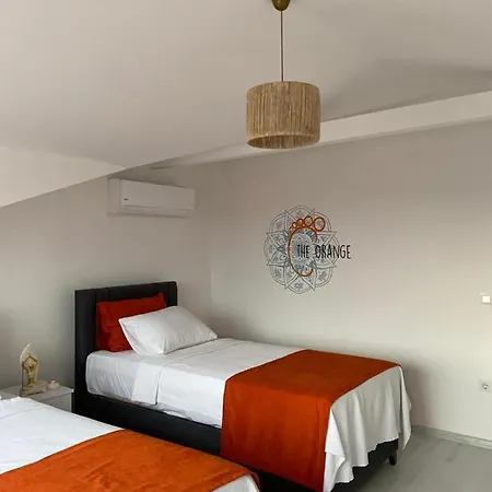 Orange Dome * Φετιγιέ